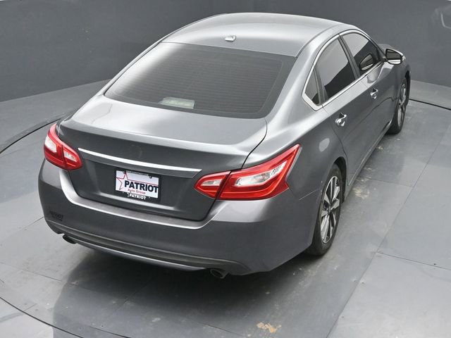 Used 2017 Nissan Altima 2.5 SL FWD image 32