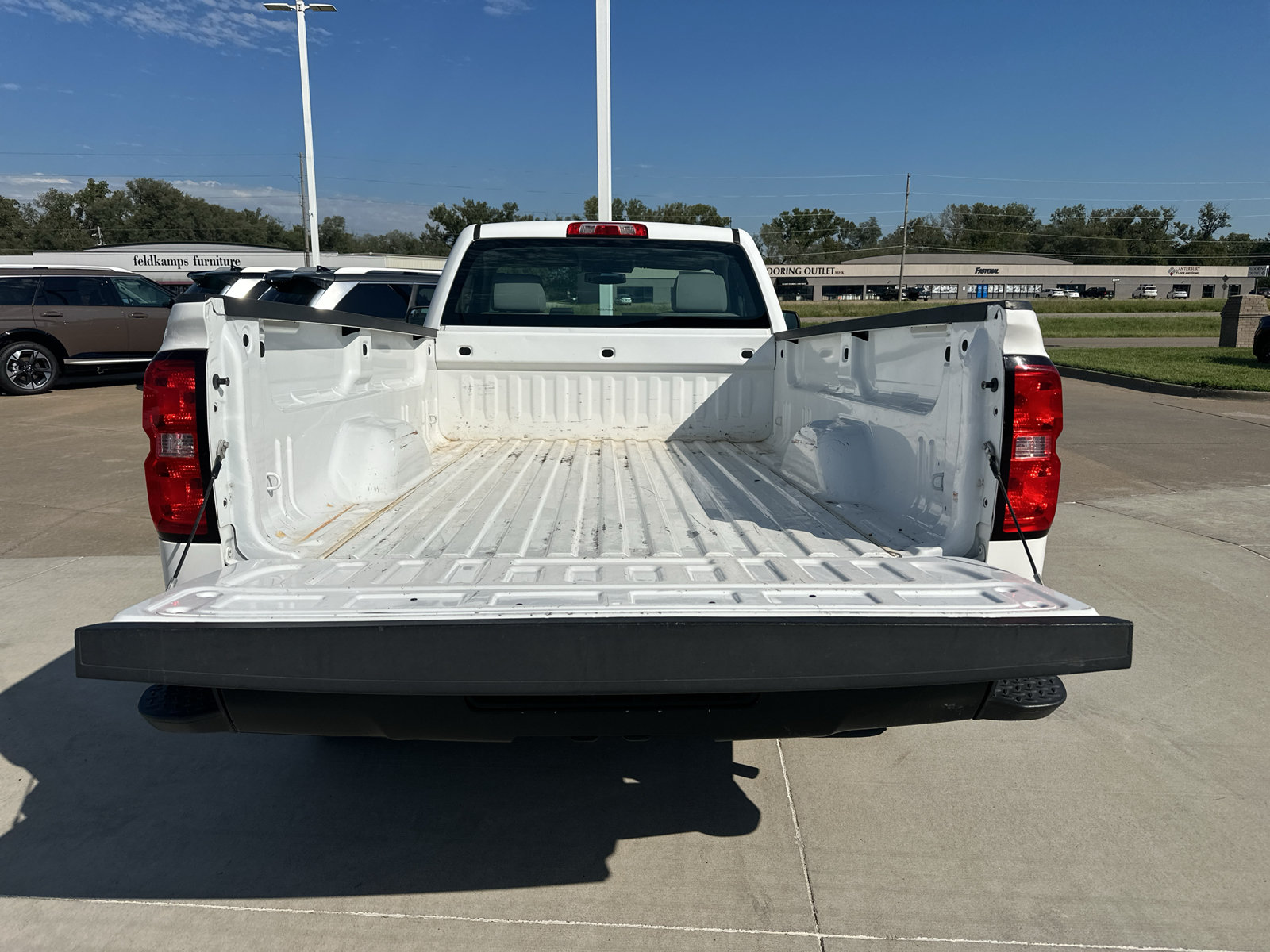 Used 2015 Chevrolet Silverado 1500 W/T w/ WT Fleet Convenience Package AWD/4WD image 6