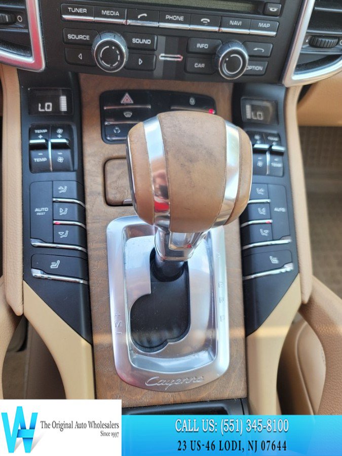 Used 2013 Porsche Cayenne S AWD/4WD image 24