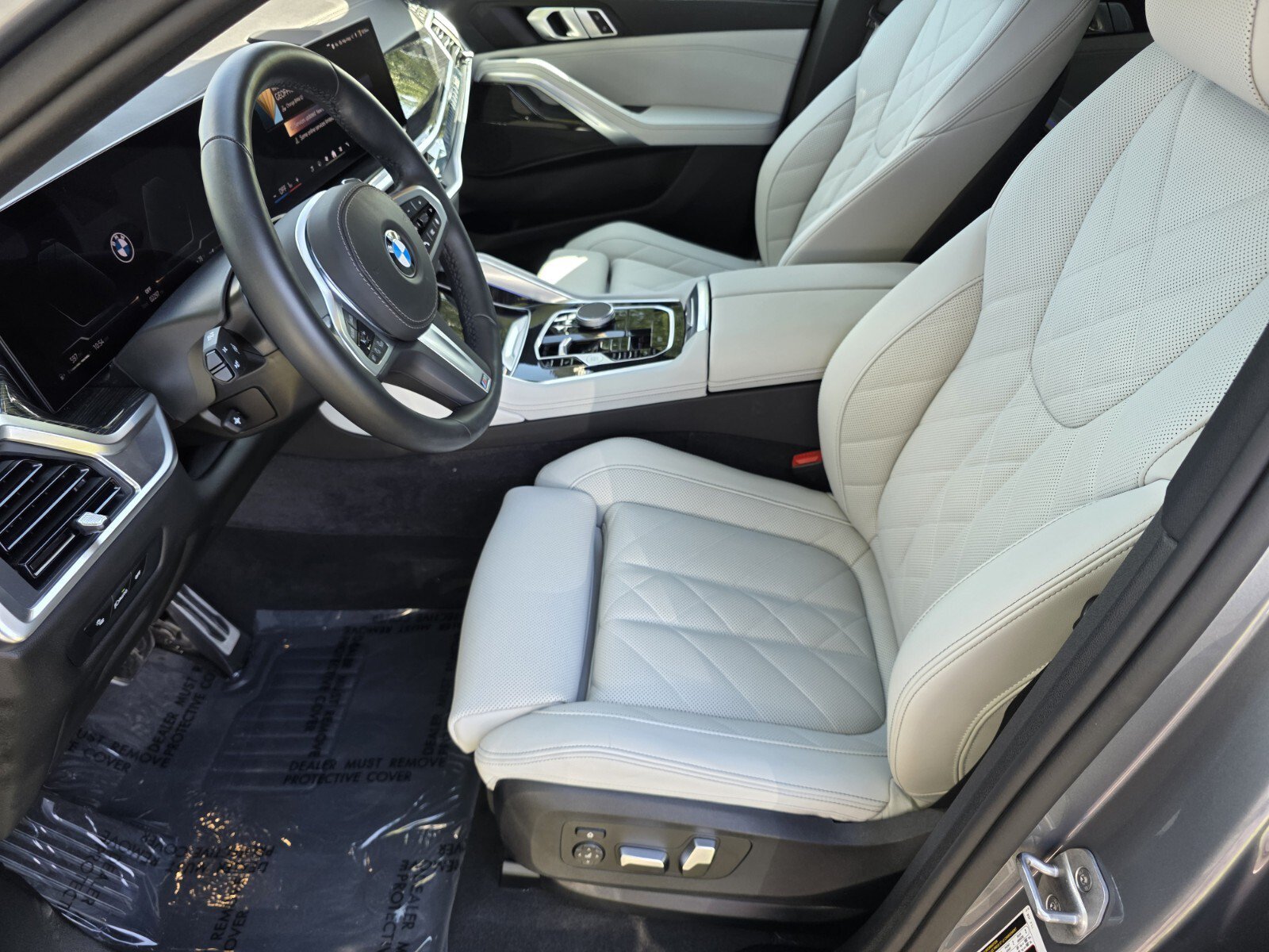 Used 2025 BMW X6 xDrive40i AWD/4WD image 10