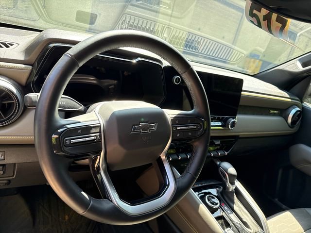 Used 2023 Chevrolet Colorado ZR2 w/ ZR2 Convenience Package III AWD/4WD image 17