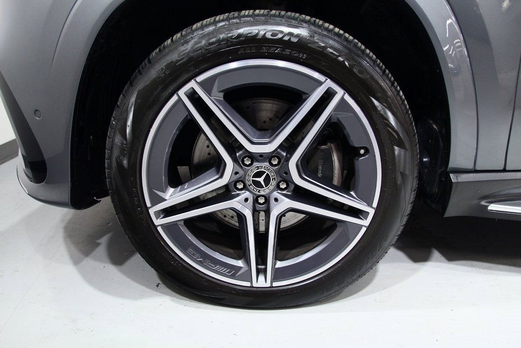 Used 2025 Mercedes-Benz GLS 450 4MATIC image 18