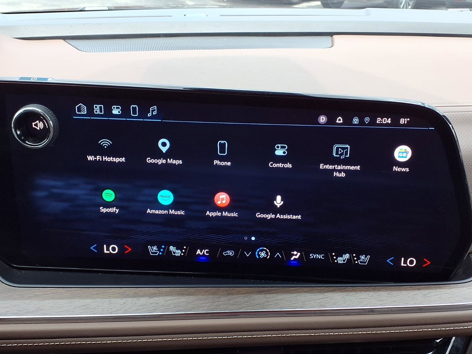 Used 2025 Chevrolet Tahoe High Country AWD/4WD image 10