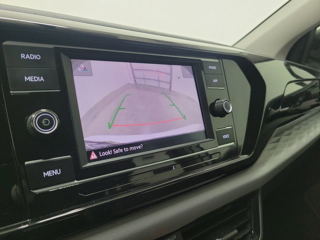 Used 2022 Volkswagen Taos S image 27