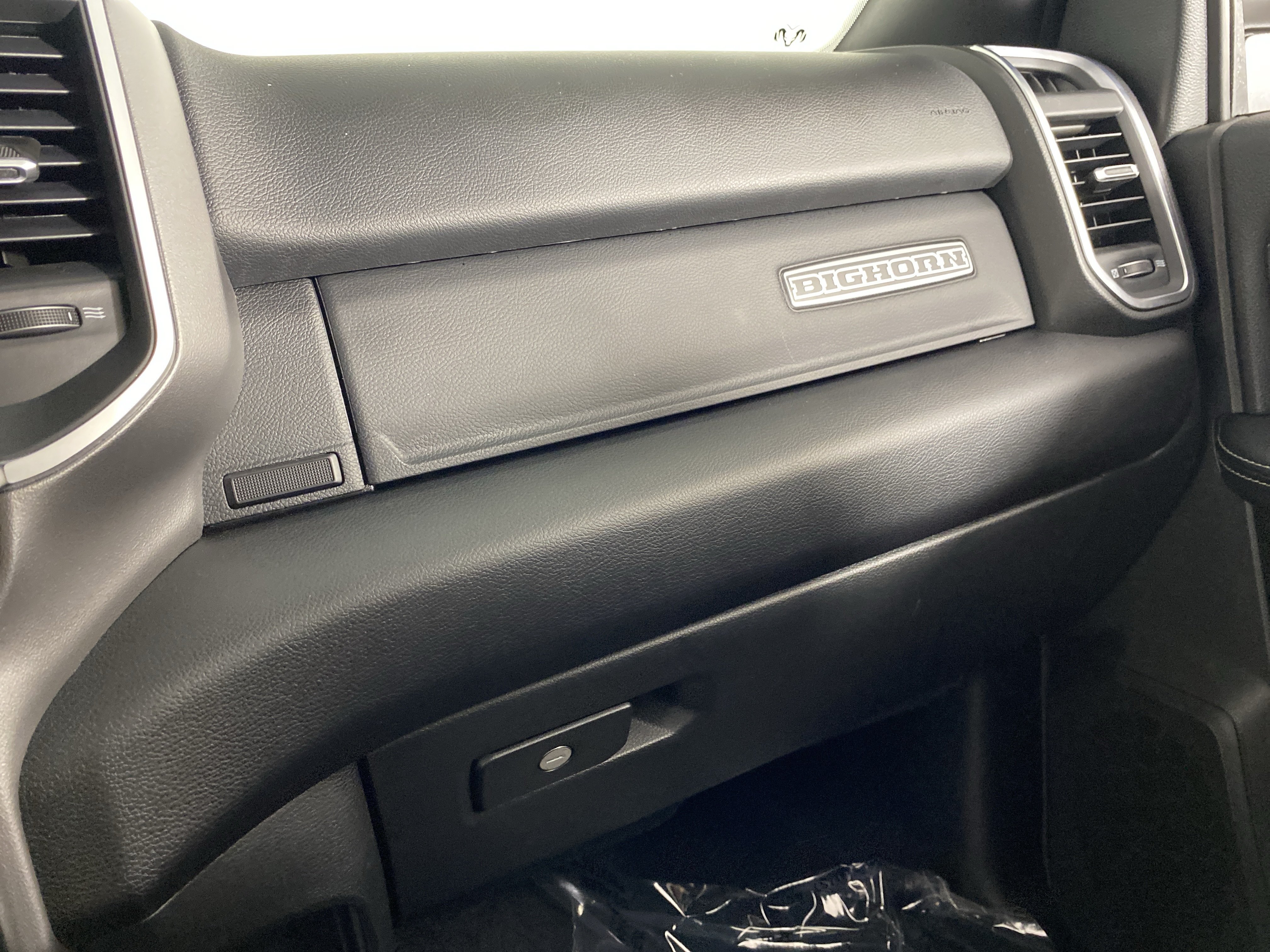Used 2025 RAM 2500 Big Horn AWD/4WD image 36