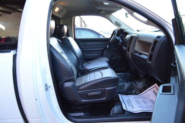 Used 2011 RAM 1500 Express image 30