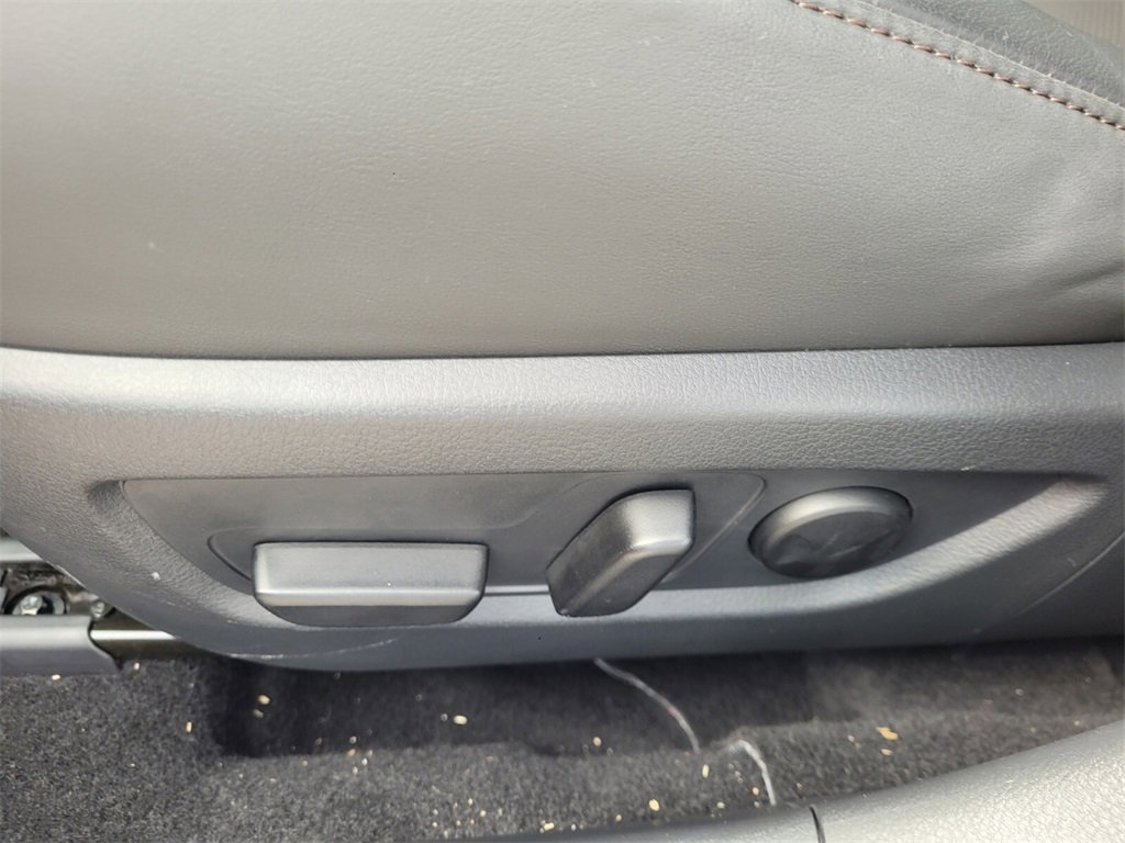 Certified 2025 MAZDA CX-30 AWD 2.5 S w/ Premium Package image 8