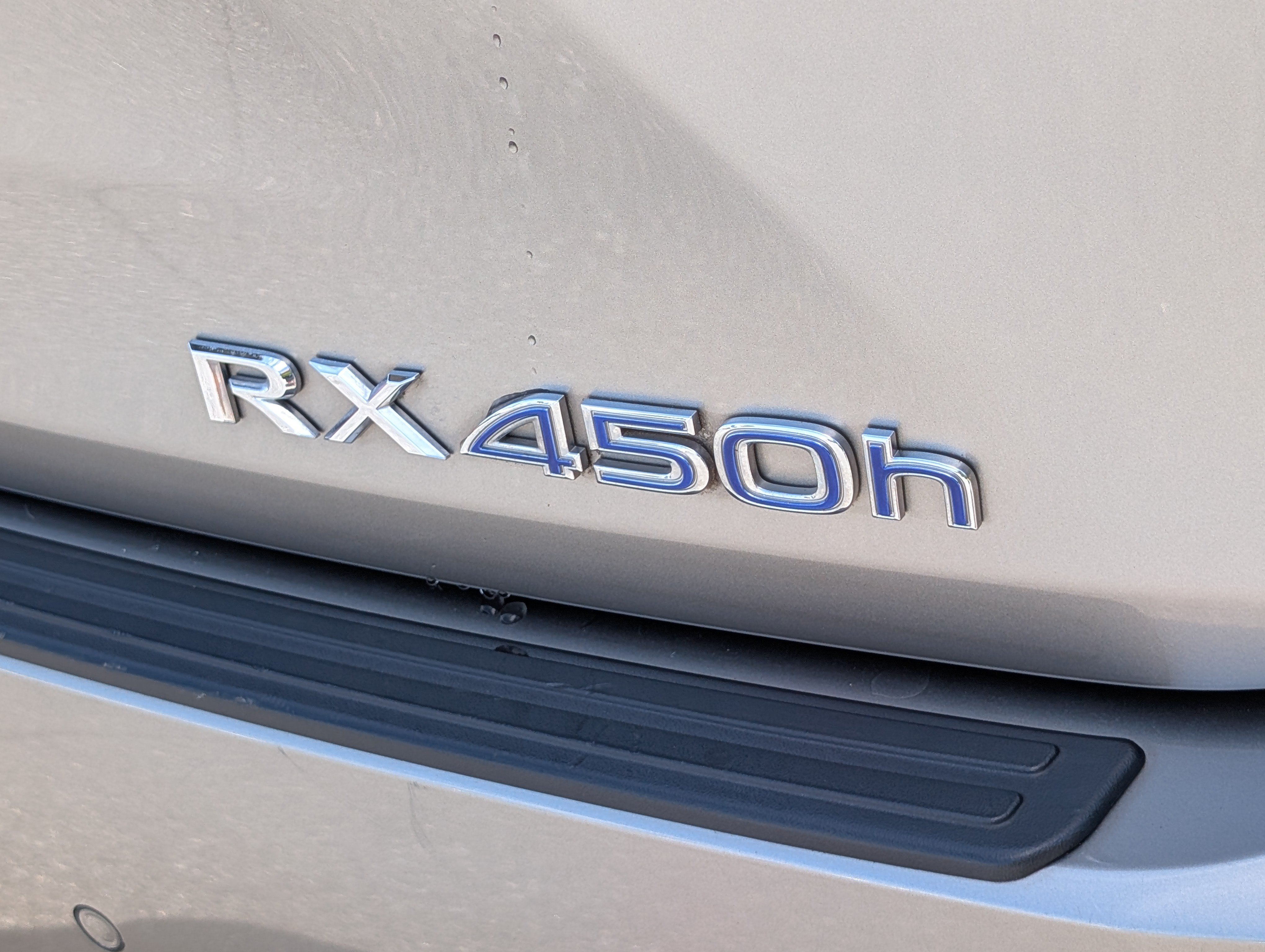 Used 2018 Lexus RX 450h AWD w/ Premium Package image 9