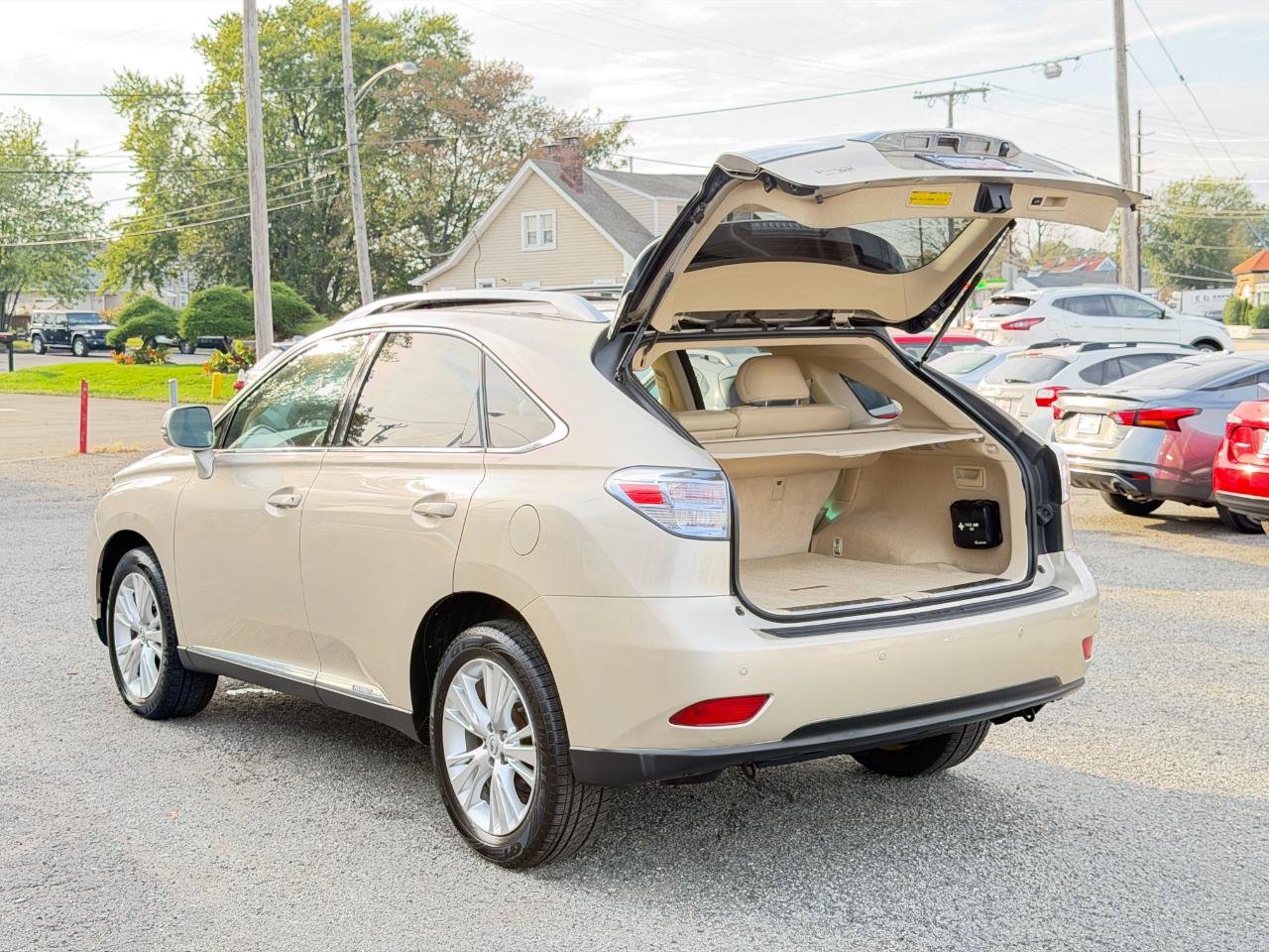 Used 2012 Lexus RX 450h AWD w/ Premium Pkg image 34