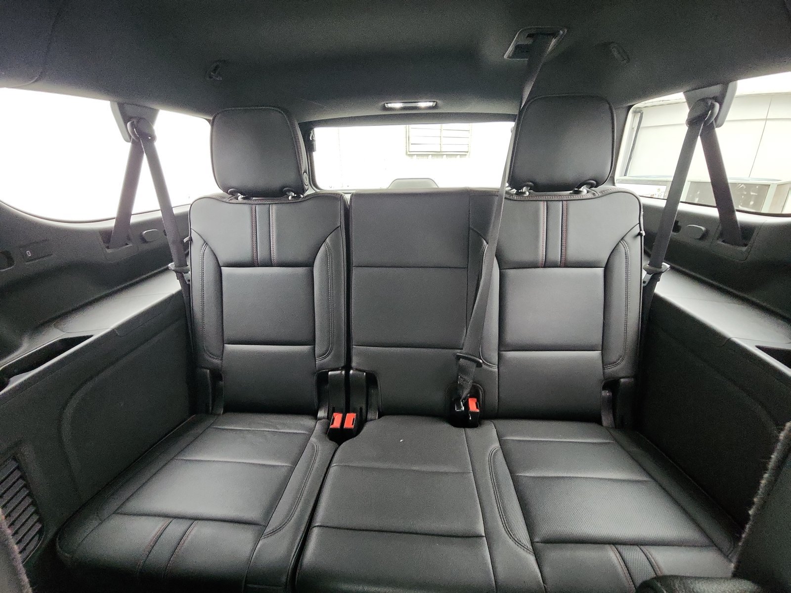 Used 2021 Chevrolet Suburban RST w/ Luxury Package AWD/4WD image 24