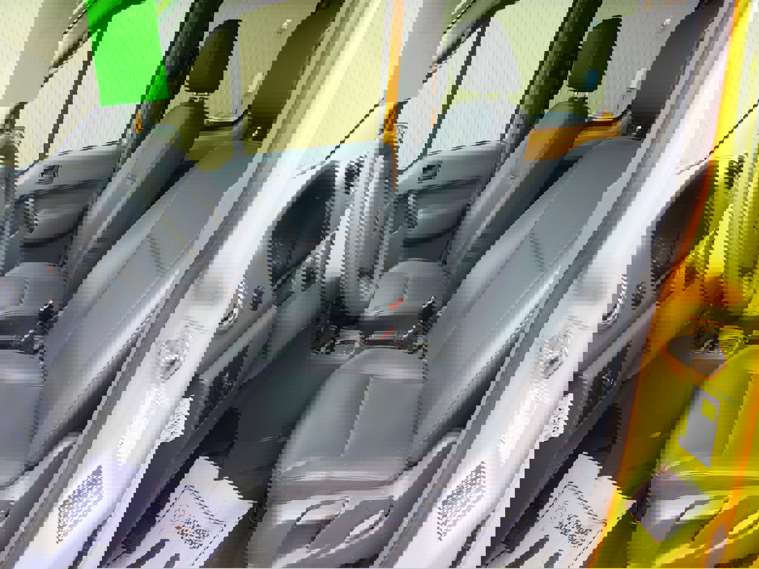 Used 2011 Ford Transit Connect XLT image 9