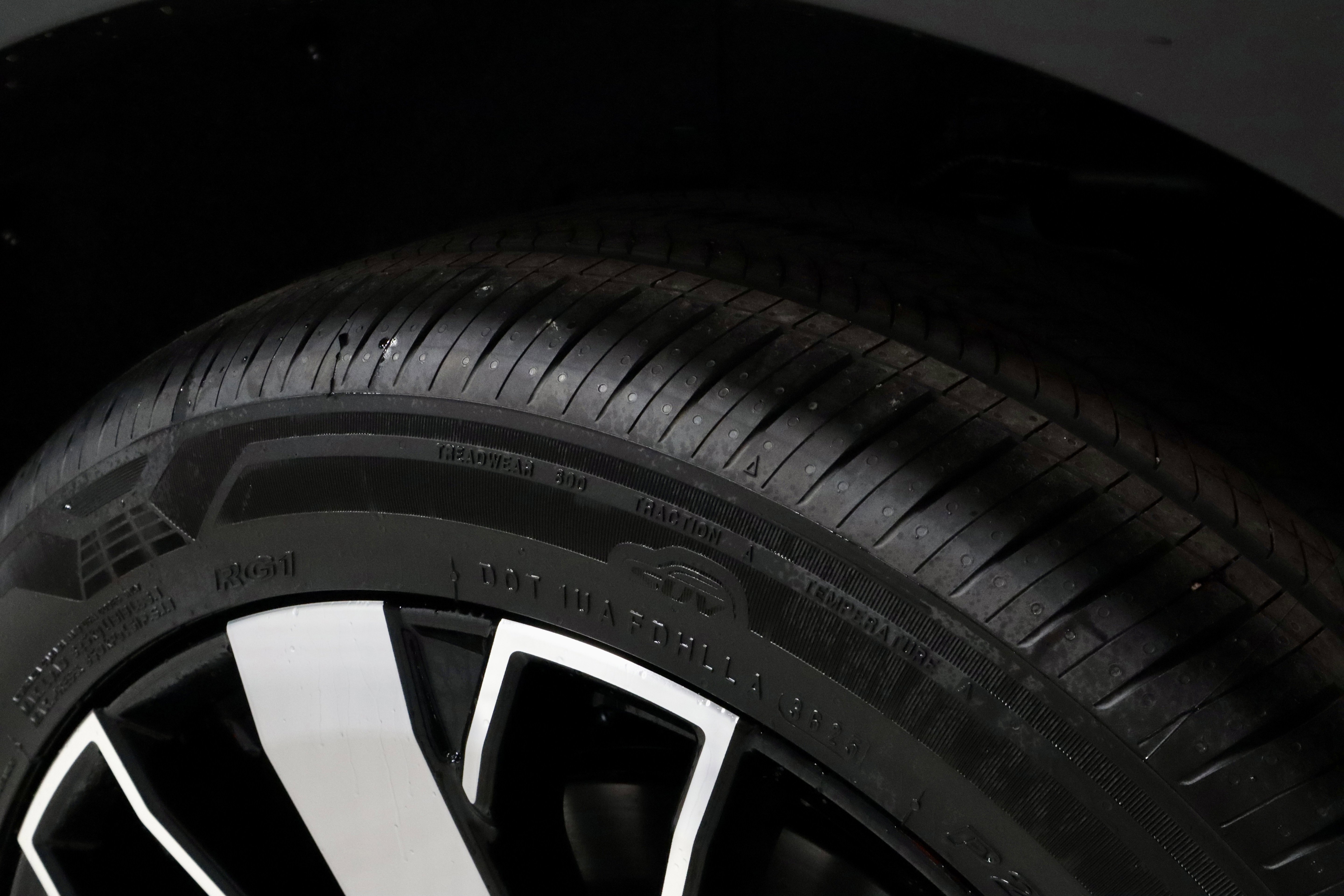 New 2026 Mitsubishi Outlander SE image 35