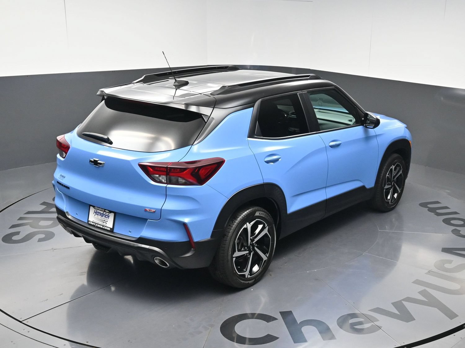 Used 2023 Chevrolet TrailBlazer RS w/ Sun and Liftgate Package FWD image 34