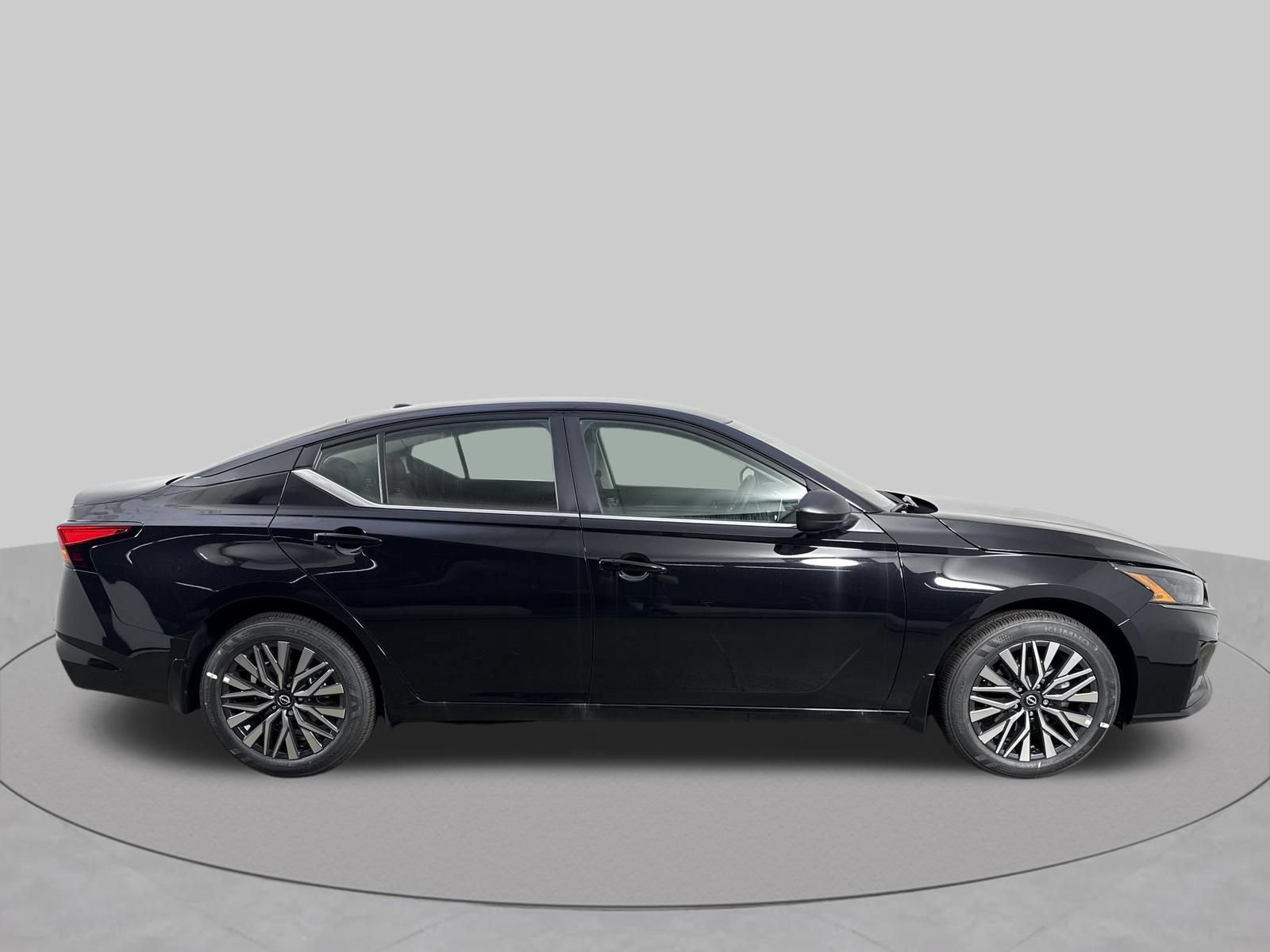 New 2026 Nissan Altima 2.5 SV AWD/4WD image 35