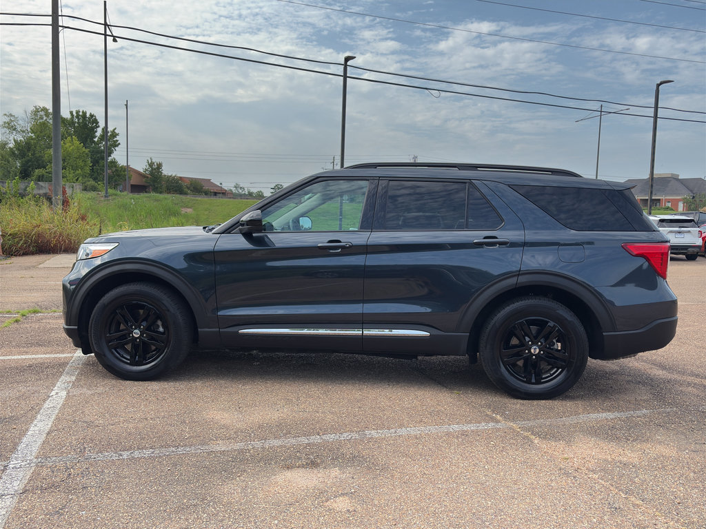 Used 2023 Ford Explorer XLT RWD image 31