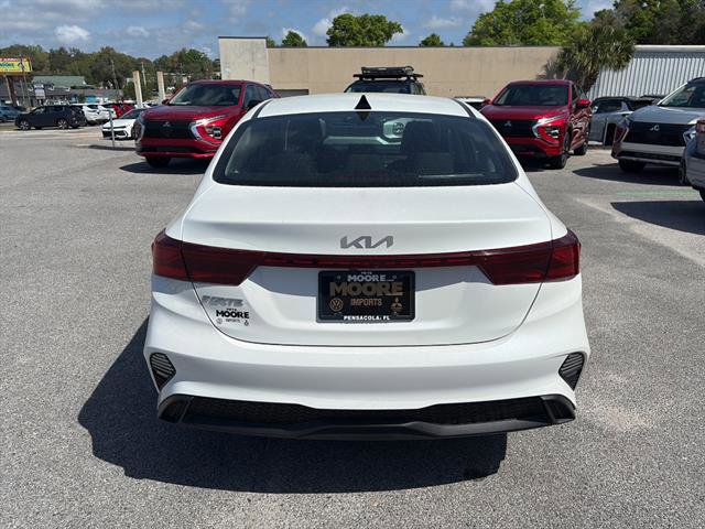 Used 2023 Kia Forte LXS FWD image 5