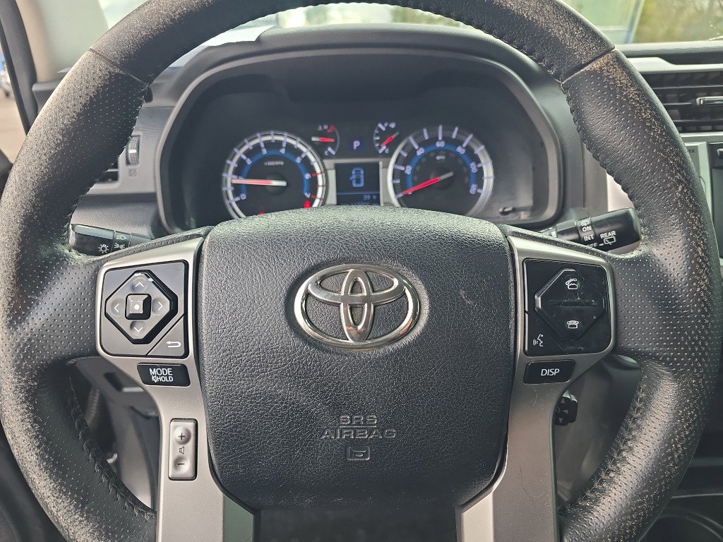 Used 2016 Toyota 4Runner SR5 image 25