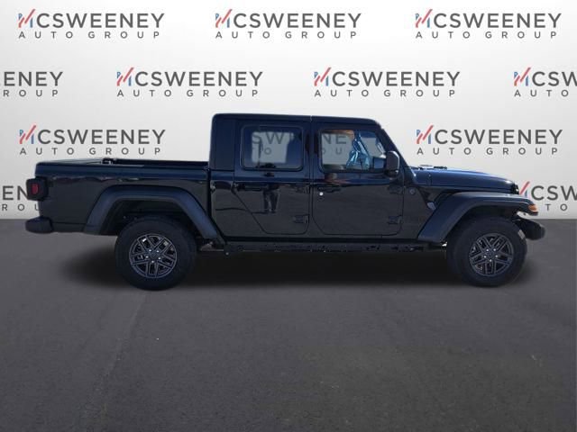 Used 2025 Jeep Gladiator Sport image 6