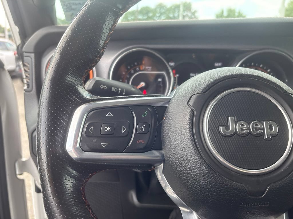 Used 2023 Jeep Gladiator Mojave w/ LED Lighting Group AWD/4WD image 27