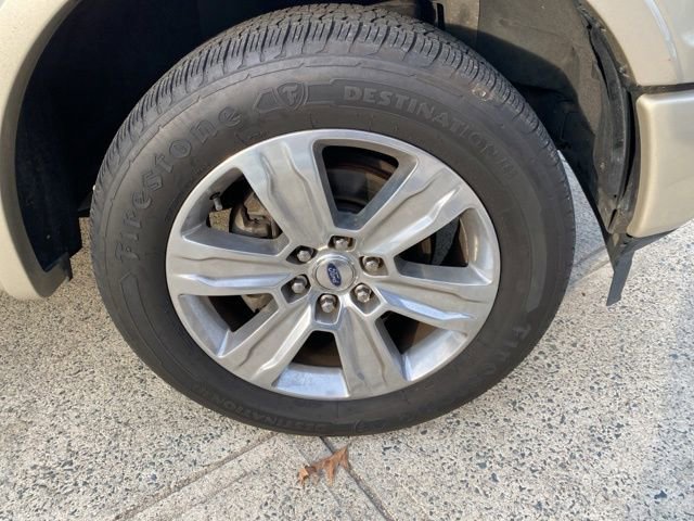 Used 2018 Ford F150 Platinum w/ Equipment Group 701A Luxury image 24