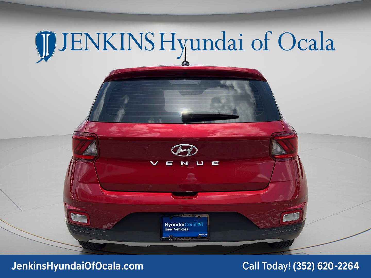 Certified 2024 Hyundai Venue SE FWD image 4