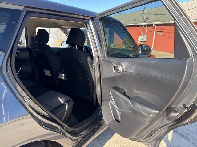 Used 2021 Kia Soul S FWD image 43