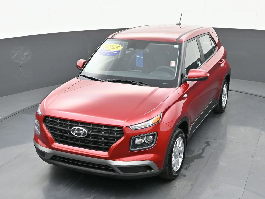Certified 2025 Hyundai Venue SE image 30