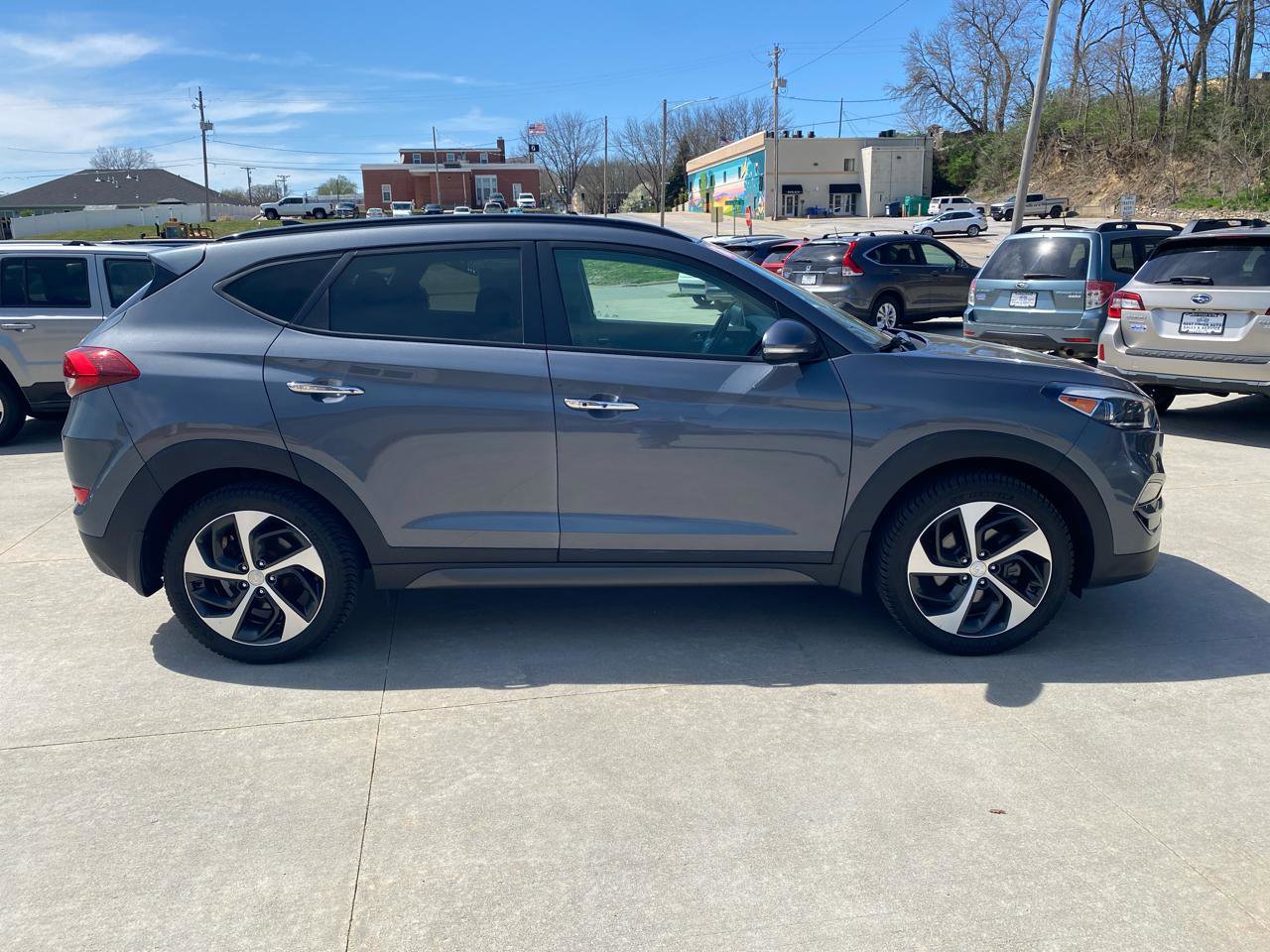 Used 2016 Hyundai Tucson Limited w/ Option Group 03 AWD/4WD image 5