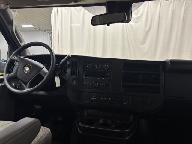 Used 2025 Chevrolet Express 2500 LT w/ LT Preferred Equipment Group RWD image 17