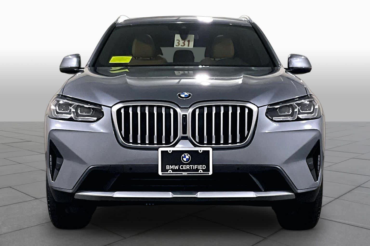 Used 2023 BMW X3 xDrive30i w/ Premium Package AWD/4WD image 3