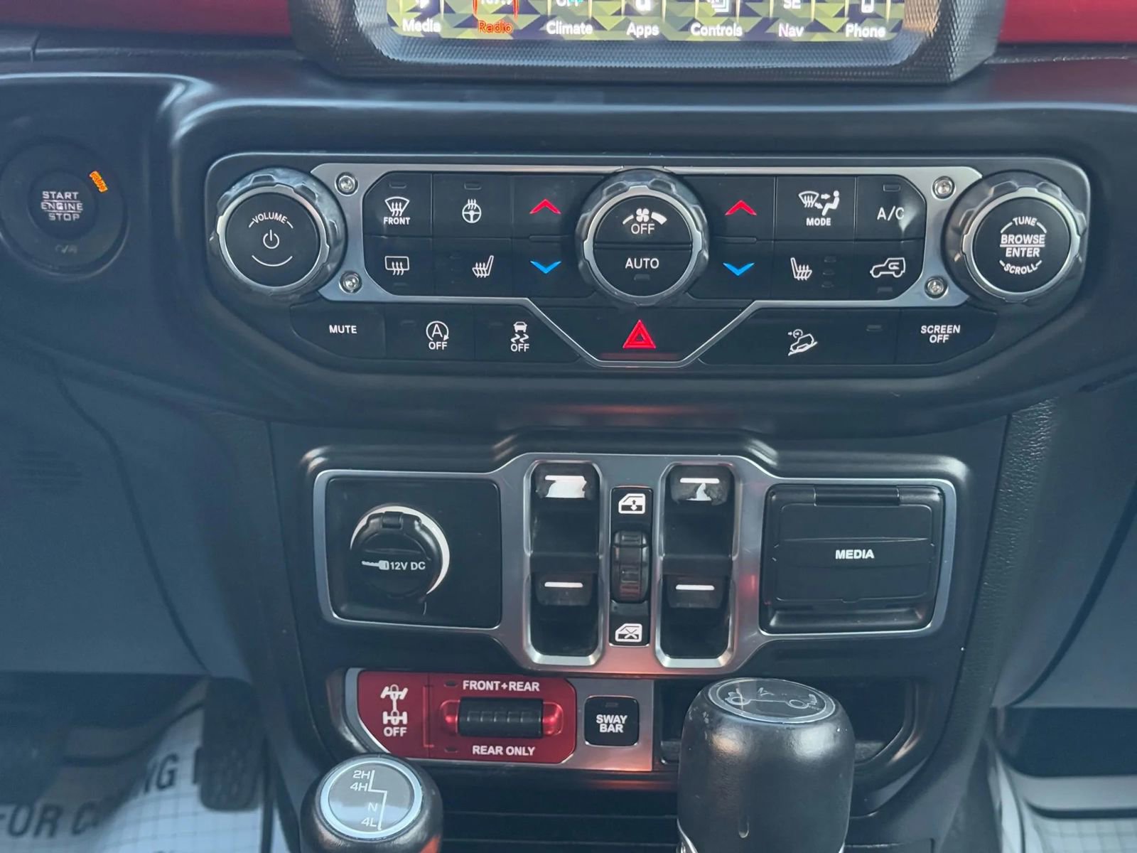 Used 2018 Jeep Wrangler Unlimited Rubicon image 22