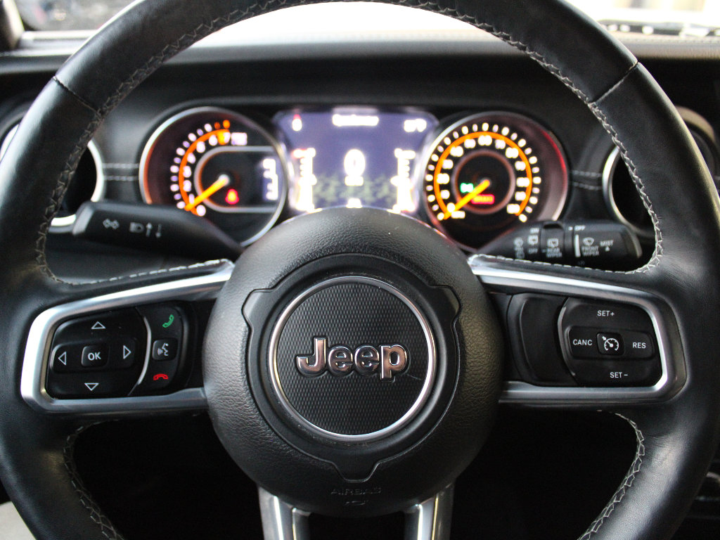 Used 2018 Jeep Wrangler Unlimited Sahara image 26