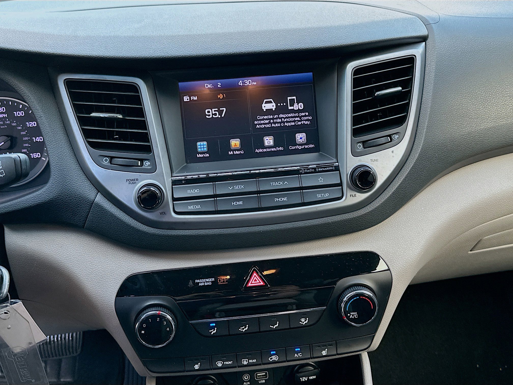 Used 2018 Hyundai Tucson SEL image 7