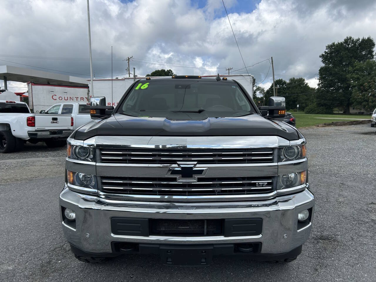 Used 2016 Chevrolet Silverado 3500 LTZ w/ Duramax Plus Package AWD/4WD image 3
