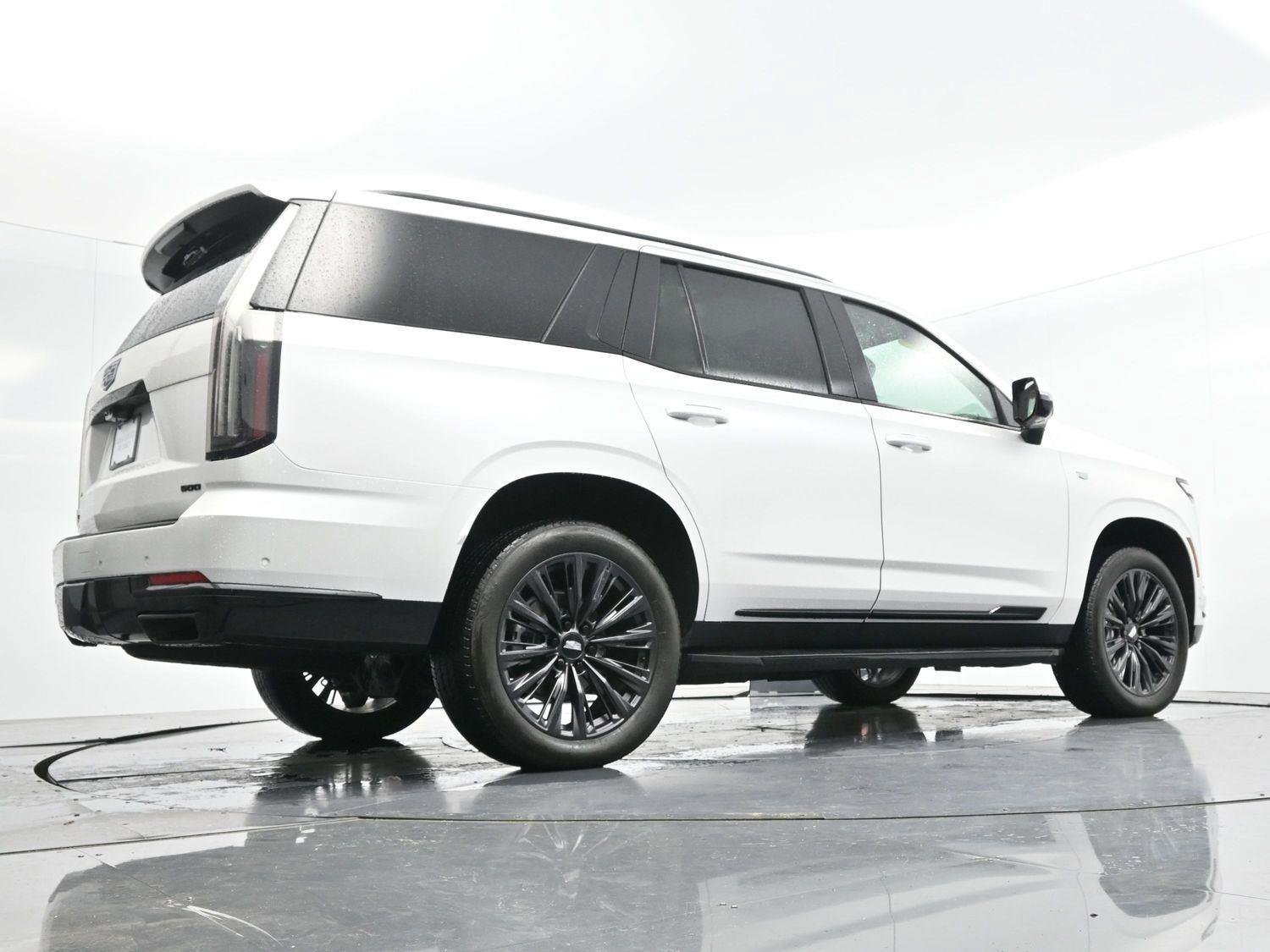 Certified 2025 Cadillac Escalade Sport w/ LPO, ONYX Package AWD/4WD image 59
