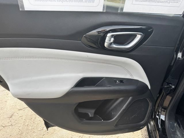 Used 2024 Jeep Compass Limited image 18