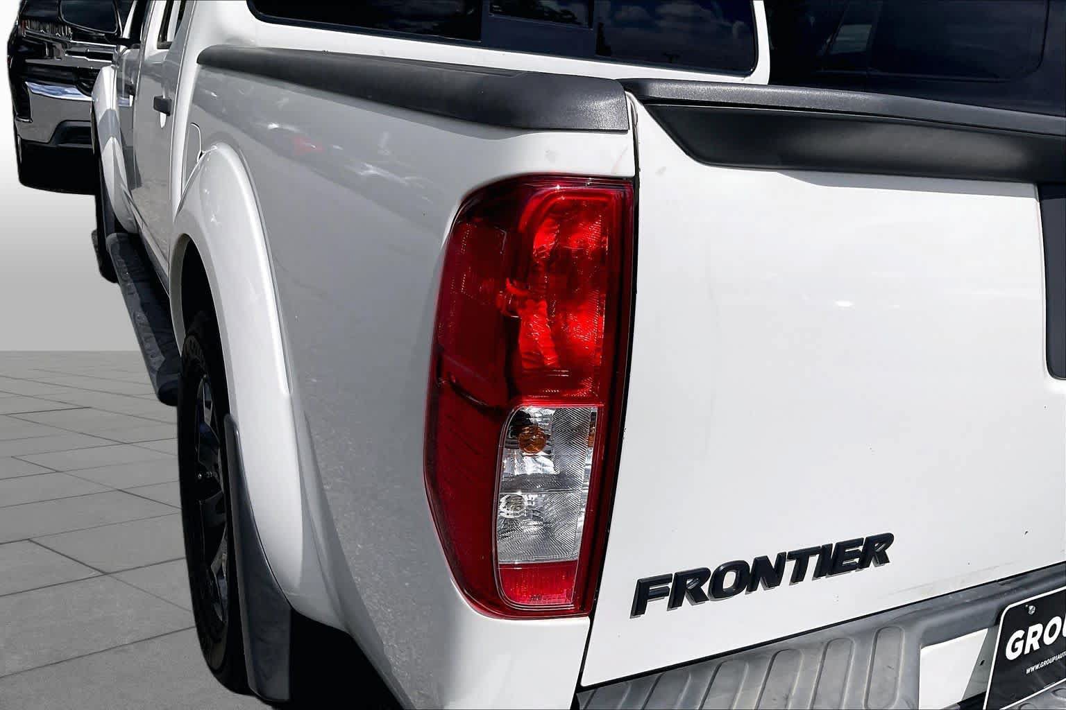 Used 2018 Nissan Frontier SV w/ Value Truck Package RWD image 28