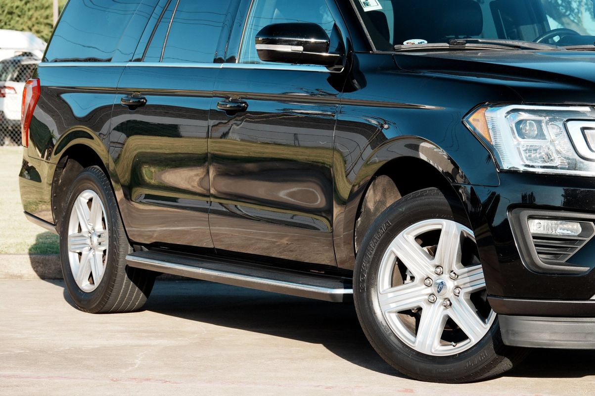 Used 2018 Ford Expedition Max XLT w/ Equipment Group 202A RWD image 18
