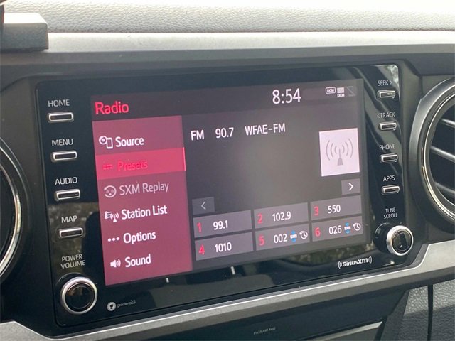 Used 2020 Toyota Tacoma TRD Off-Road w/ Technology Package image 23