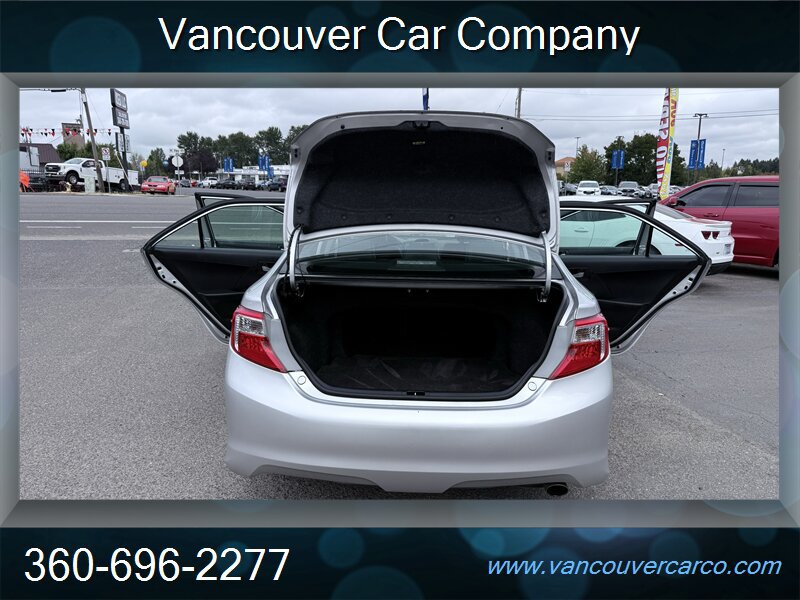 Used 2014 Toyota Camry SE FWD image 34