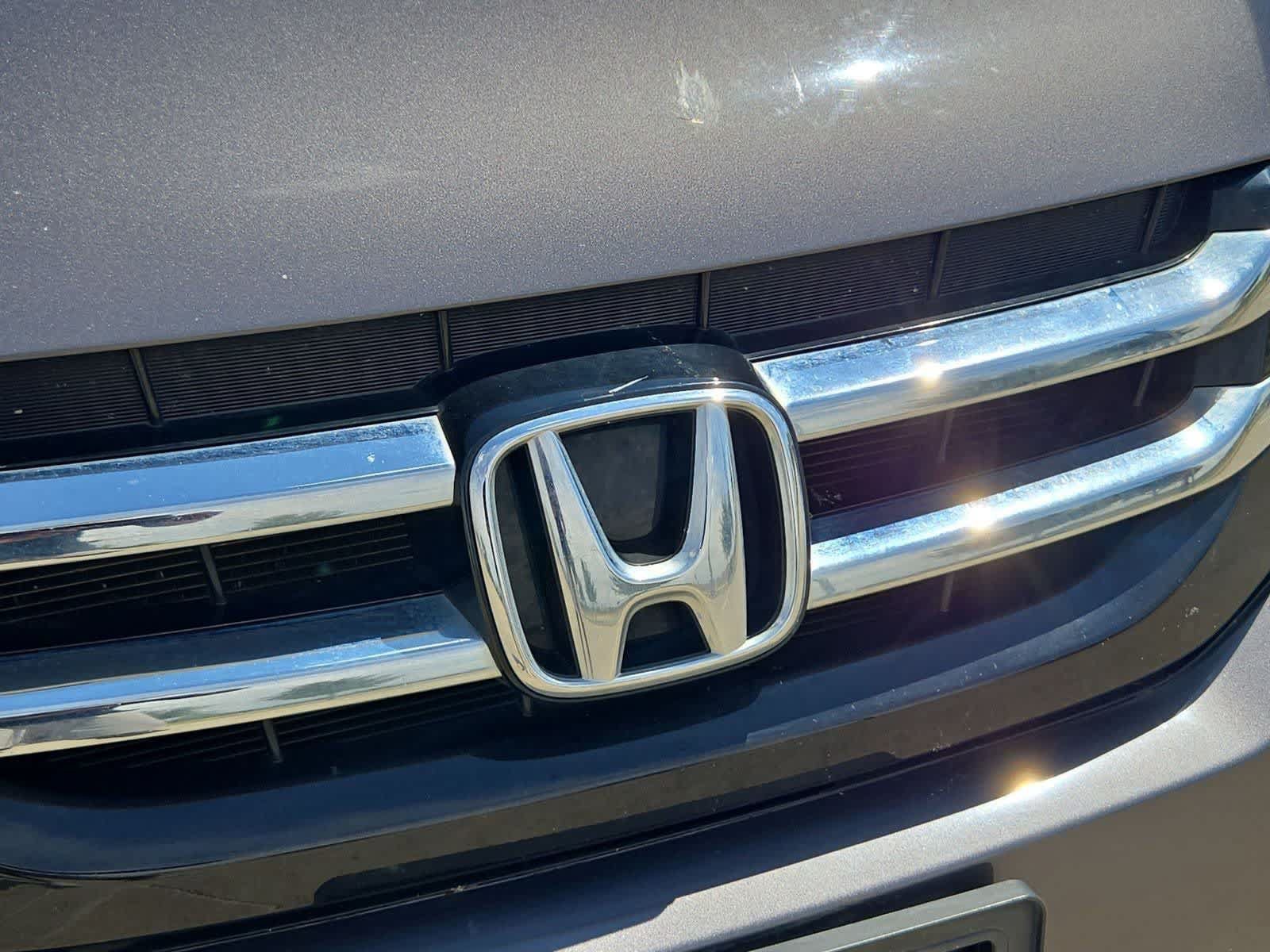 Used 2016 Honda Odyssey SE image 10