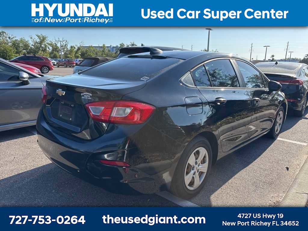 Used 2016 Chevrolet Cruze LS FWD image 3