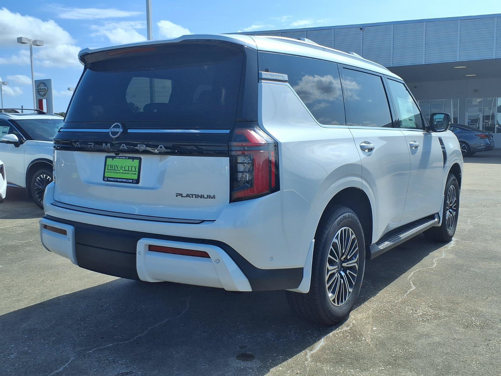 New 2026 Nissan Armada Platinum RWD image 4