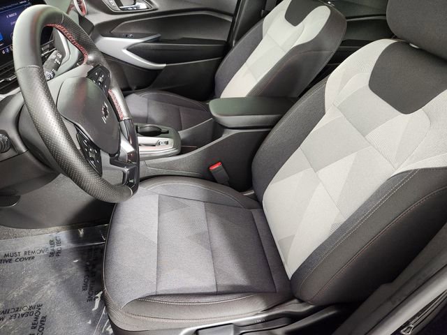 Used 2024 Chevrolet Trax RS w/ Driver Confidence Package FWD image 12
