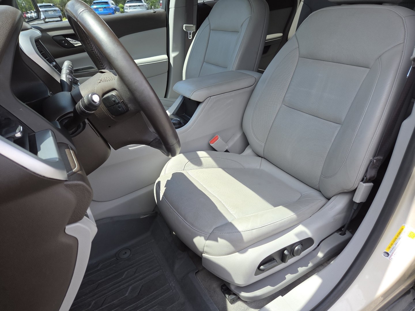 Used 2017 GMC Acadia SLT FWD image 26