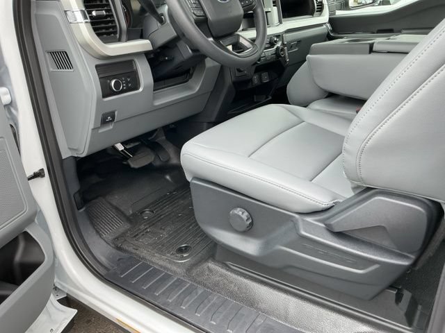 New 2026 Ford F450 XL AWD/4WD image 12