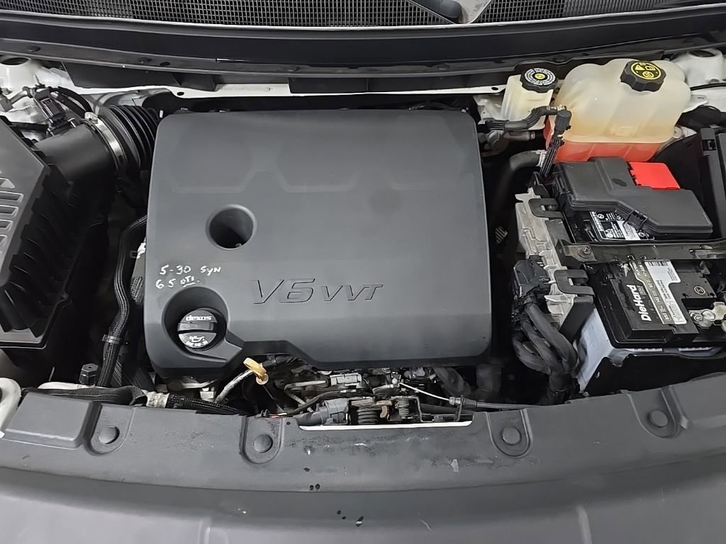 Used 2019 Chevrolet Traverse RS image 13