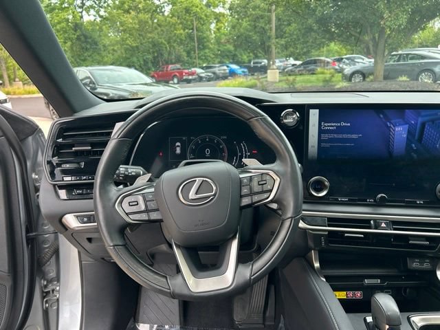 Used 2023 Lexus RX 350 Premium w/ Accessory Package AWD/4WD image 13