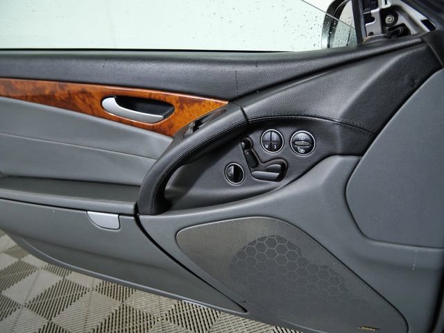 Used 2005 Mercedes-Benz SL 500 image 23