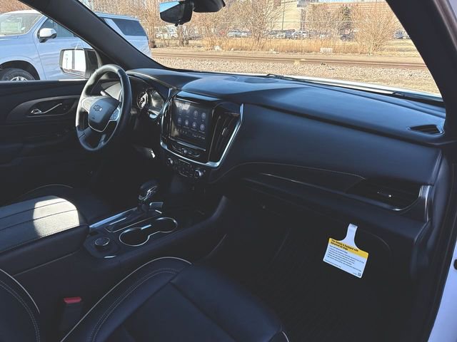 Used 2023 Chevrolet Traverse Premier w/ Redline Edition image 30